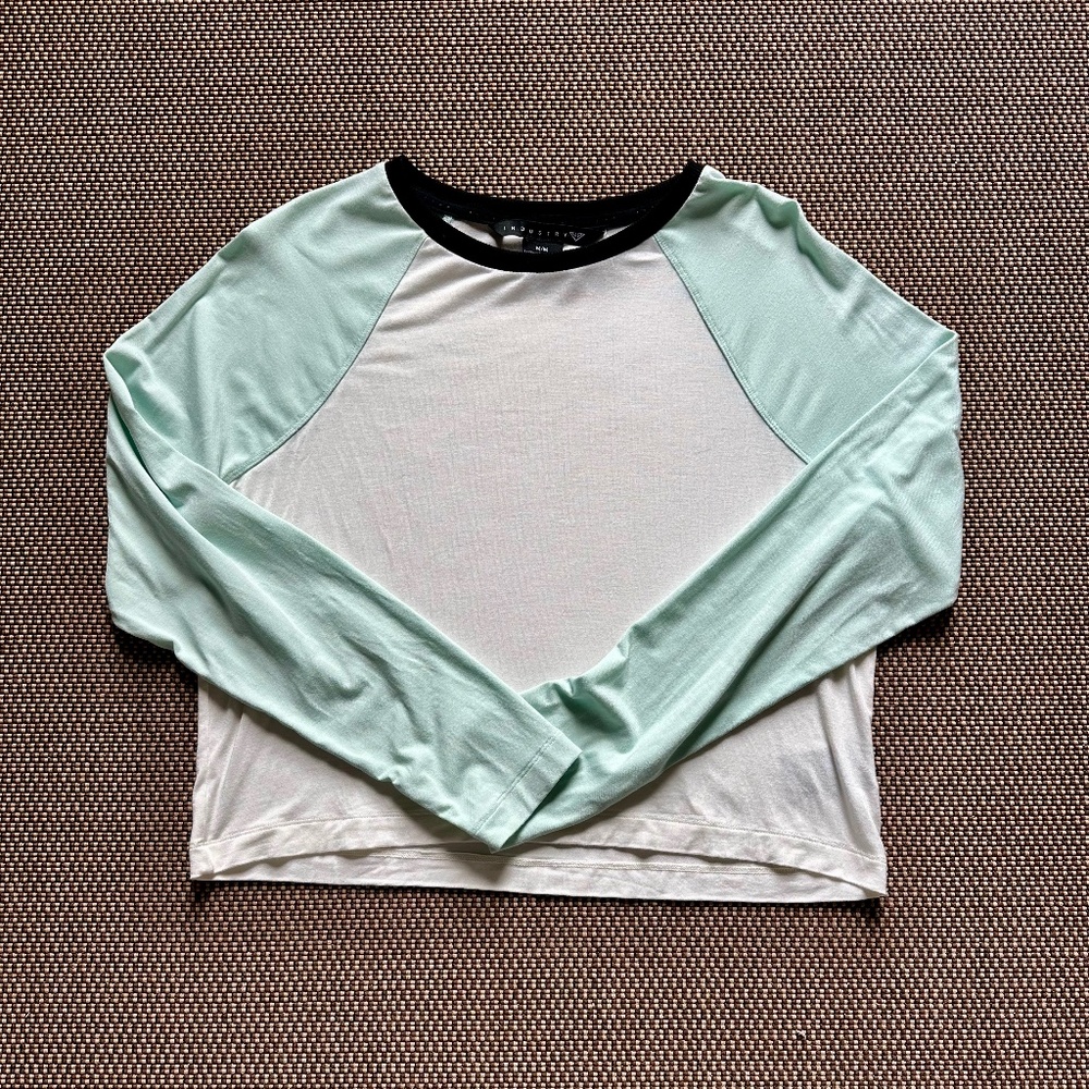 LADIES INDUSTRY LONG SLEEVED TOP